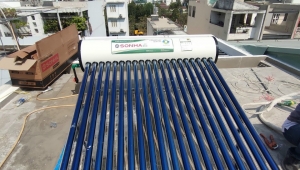 [XẢ KHO] Máy nước nóng năng lượng mặt trời Sơn Hà tại Thạch Thất