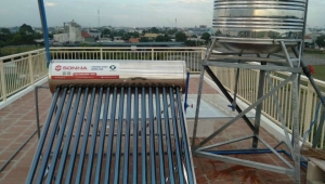 [XẢ HÀNG] Máy nước nóng năng lượng mặt trời Sơn Hà tại Ứng Hoà